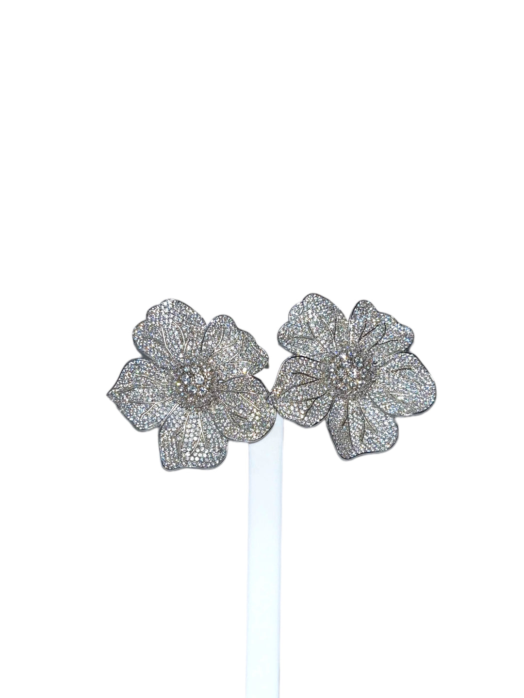 Orecchini Flowers Grigio Chiaro Argento